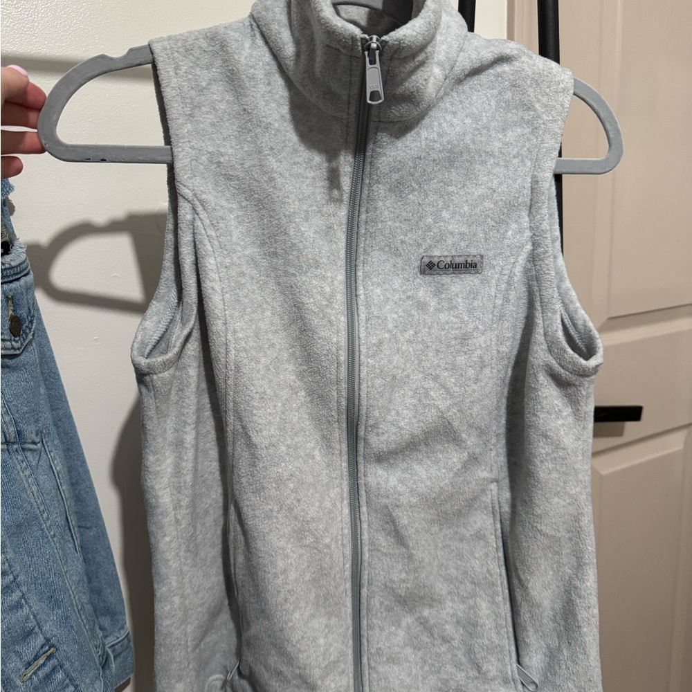 Columbia Gray Fleece Vest with High Collar